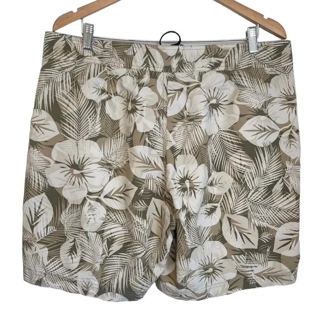 L.L. Bean Beige Floral Slant Pocket Casual Beach Vacation Swim Trunks Si…